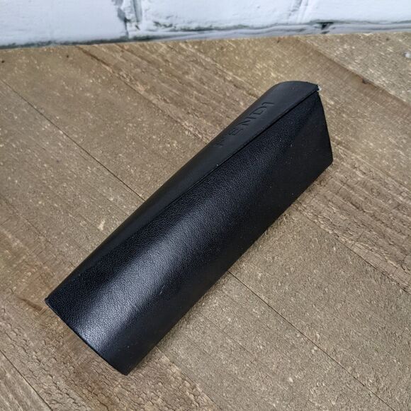 Fendi Glasses Case with cleaning cloth, black with logo interior - Picture 2 of 7